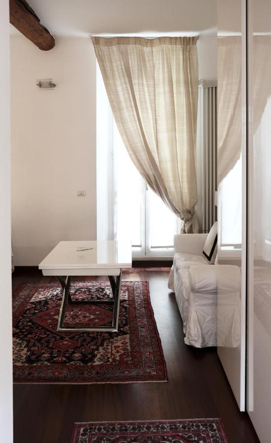 מילאנו Comecasa Flowery Terraced Apartment מראה חיצוני תמונה