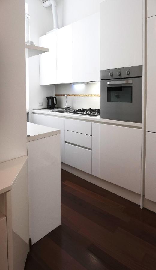 מילאנו Comecasa Flowery Terraced Apartment מראה חיצוני תמונה